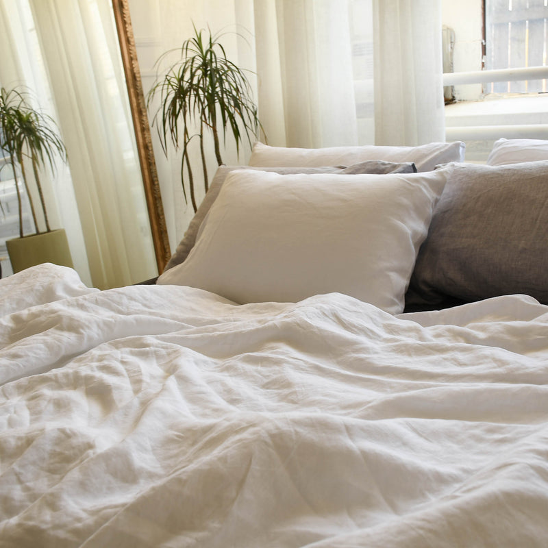 linen duvet set in off white color. Includes duvet cover and two pillowcases