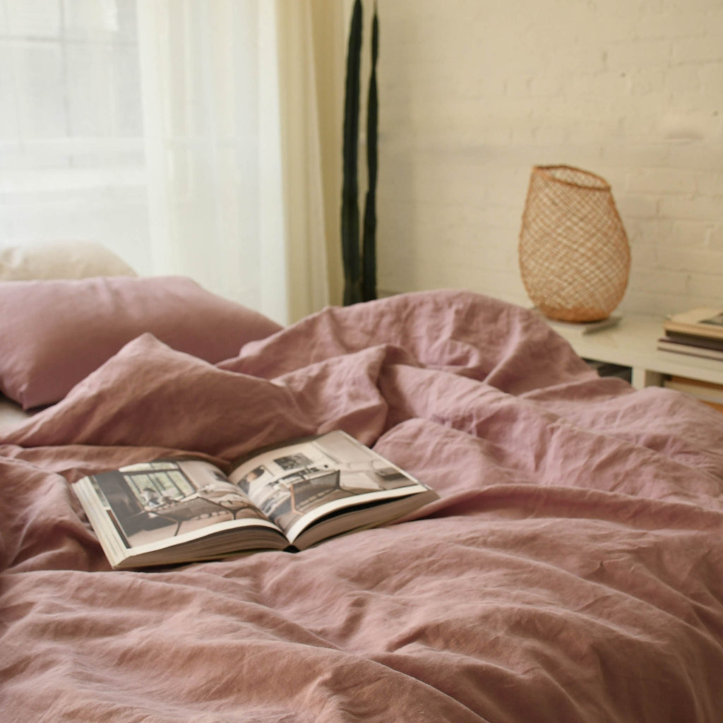 linen bedding set woodrose color